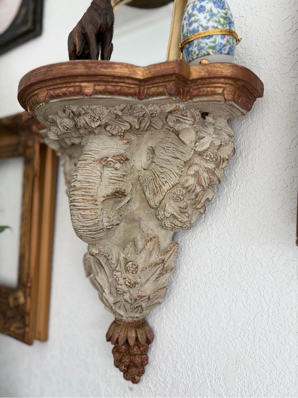 Elephant Motif Wall Corbel Shelf in Cream and Gold Accent